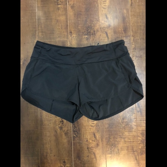 Lululemon black shorts